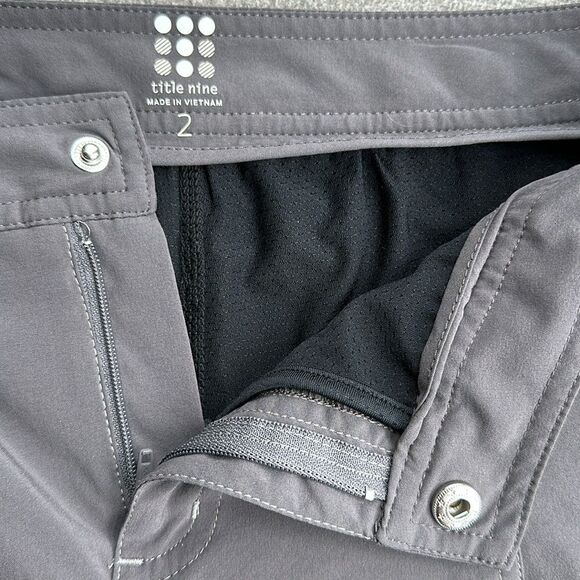 EUC T9 Title Nine Swingtastic Skort Zippered Pockets UPF50 Athleisure Skirt Sz 2 - Picture 4 of 14